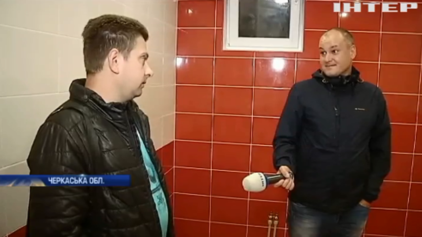 Будинок культури у Смілі вразив безглуздим туалетом (відео)
