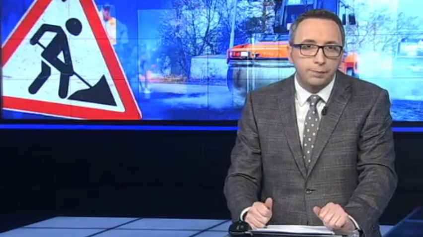 Під Івано-Франківськом дорожники ремонтують трасу у мороз (відео)