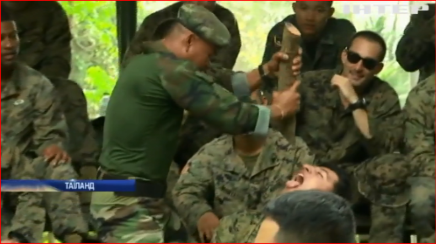 У Таїланді солдати навчають мистецтву виживання у джунглях (відео)