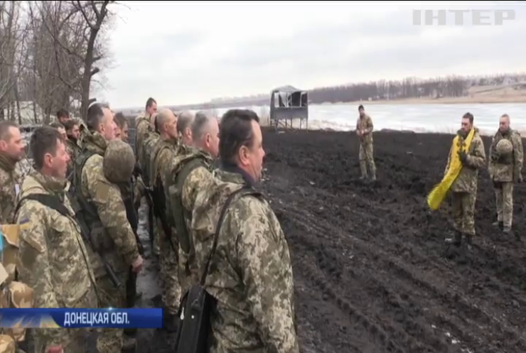На Донбассе военные провели учения (видео)