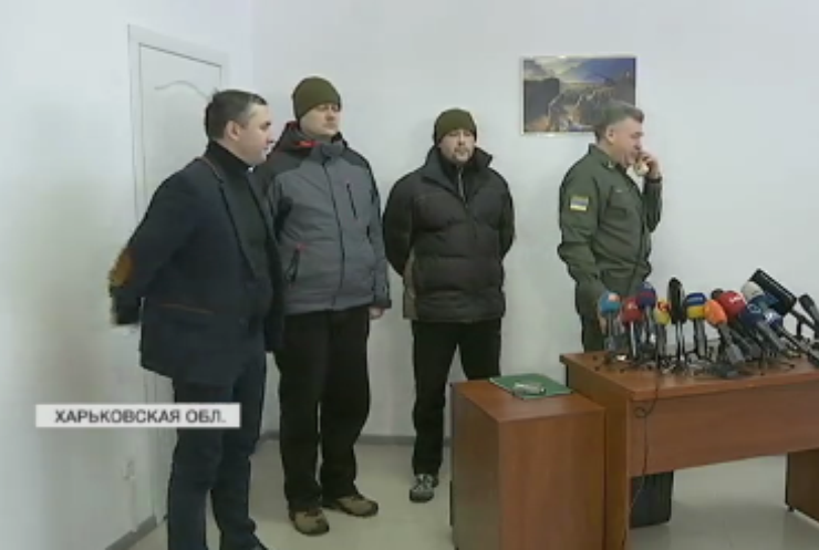 Обмен пленными: Украина вернула домой двоих пограничников 