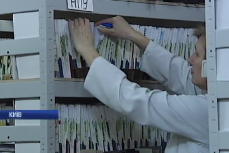 Лікарі України протестують проти відміни медкарток (відео)