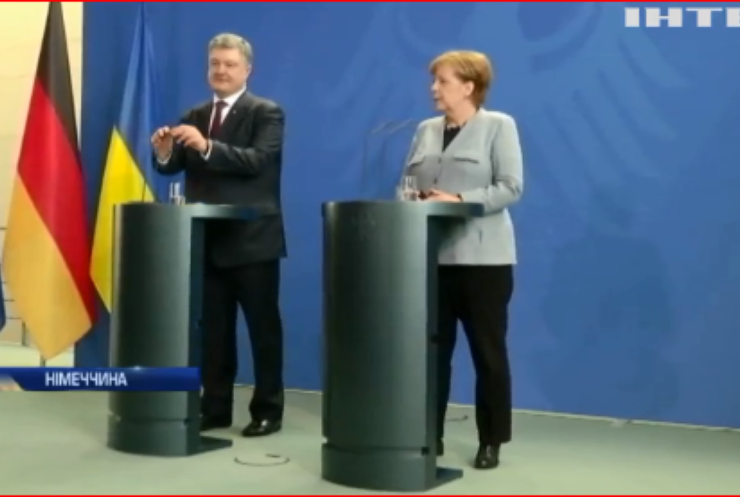 Порошенко і Меркель обговорили будівництво "Північного потоку 2"