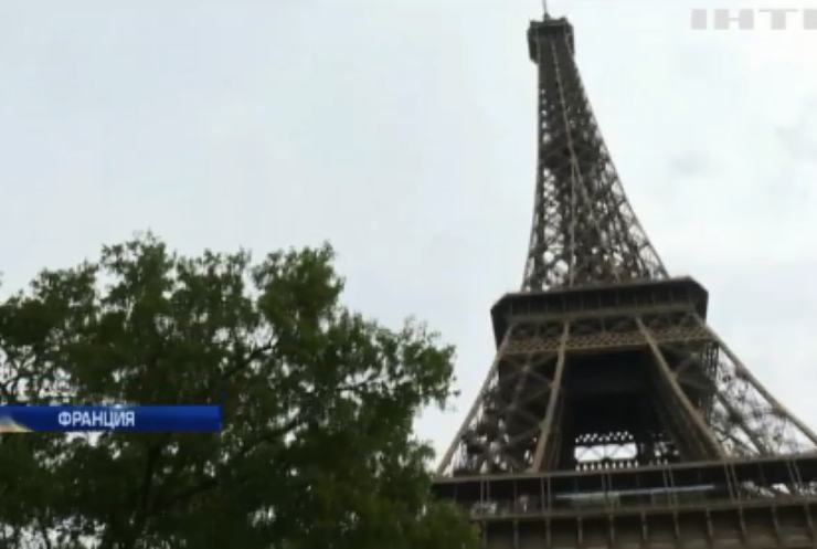 В Париже защитят от террористов Эйфелеву башню