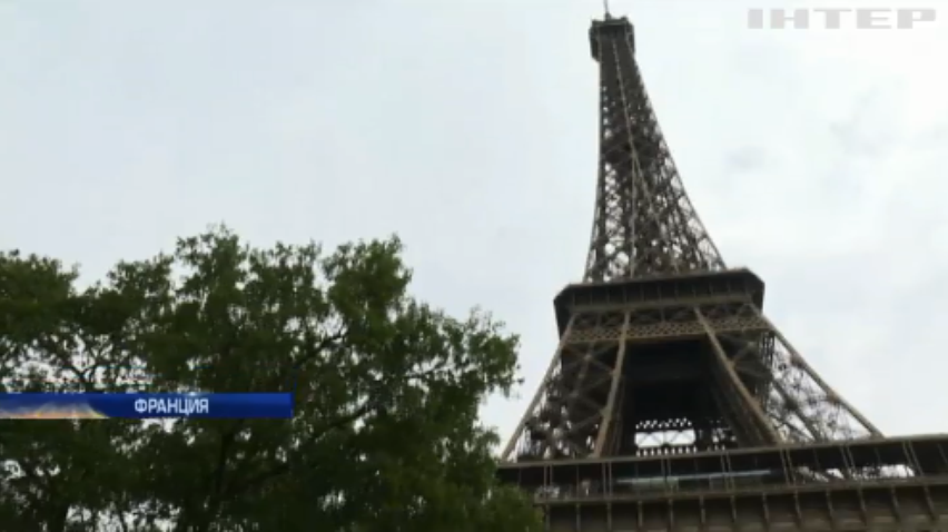 В Париже защитят от террористов Эйфелеву башню