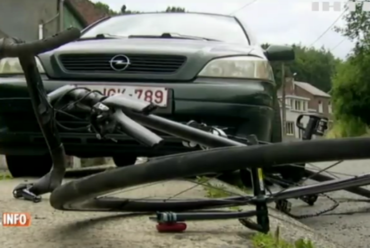 У Бельгії автомобіль протаранив велосипедистів