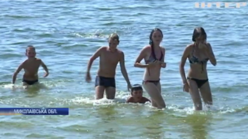 Дітей Авдіївки вивезли відпочивати на море (відео)
