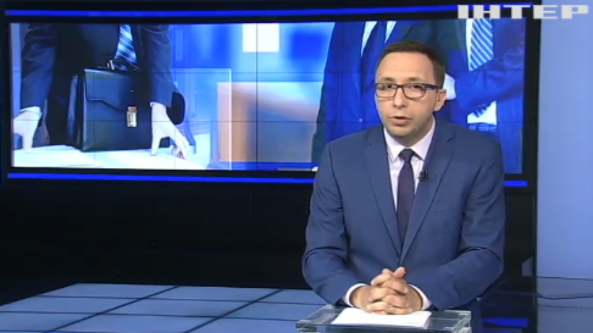 Сім'я чиновників крала гроші на ремонт доріг (відео)