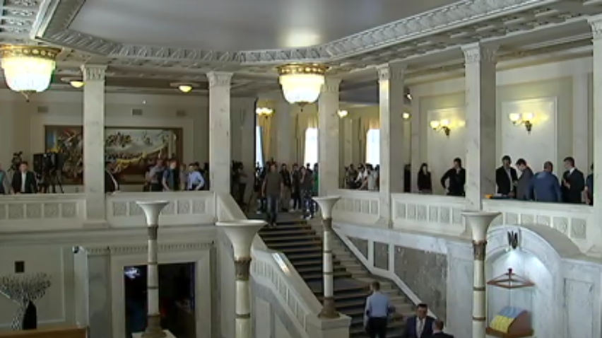 Оппозиция обжалует обновление состава Центризбиркома в суде