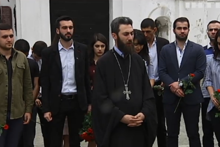 Армянская Апостольская церковь празднует Рождество Пресвятой Богородицы