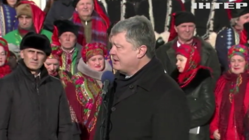 Петро Порошенко назвав умови миру на Донбасі