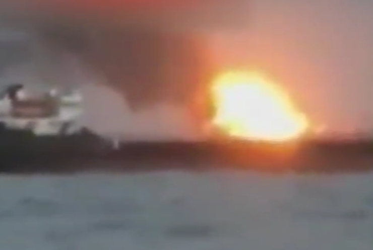 Пожежа у Чорному морі: танкер перебував під санкціями