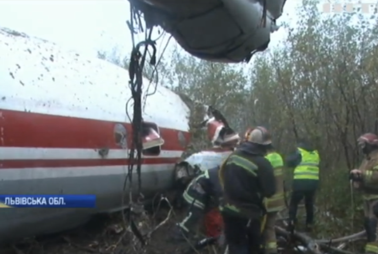 Авіакатастрофа на Львівщині: слідчі назвали головні версії трагедії