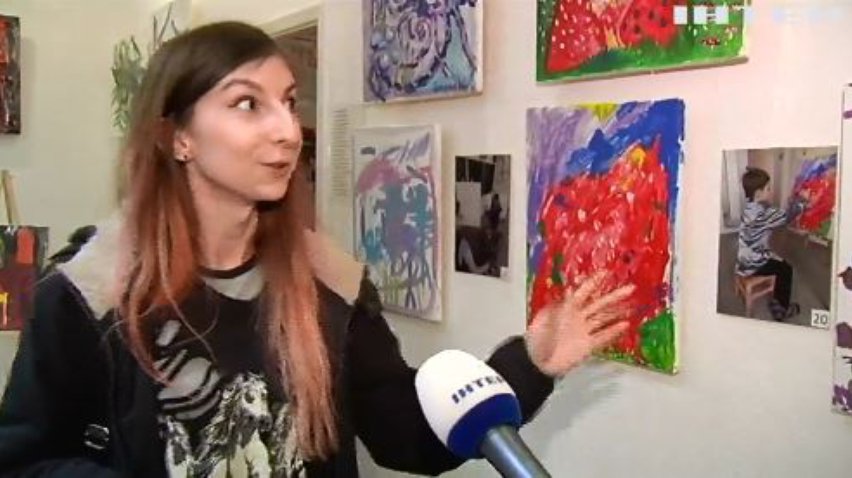 Мистецтво і терапія: у Києві в рамках соціального проекту представили картини дітей з аутизмом