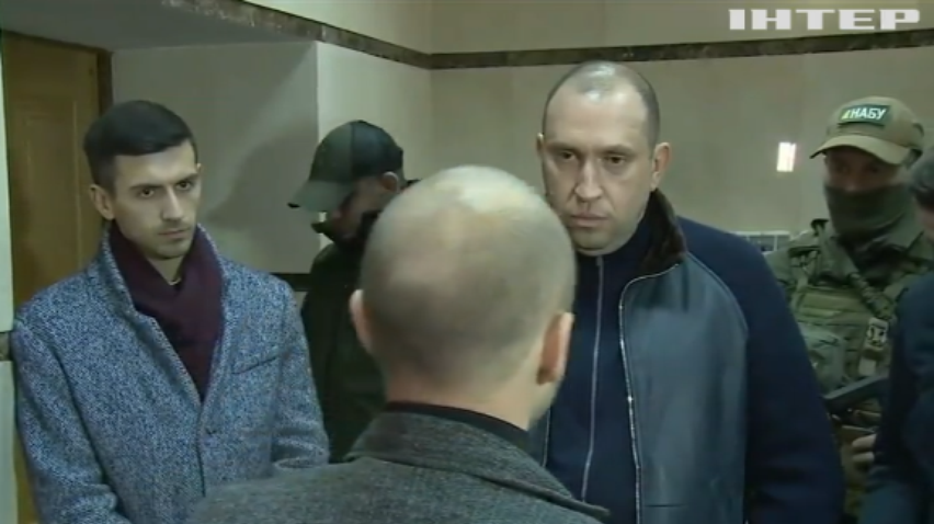 "Хрещеного батька контрабанди" Вадима Альпєріна затримали у будівлі САП
