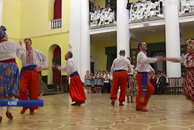 У Києві пройшов бал українського танцю
