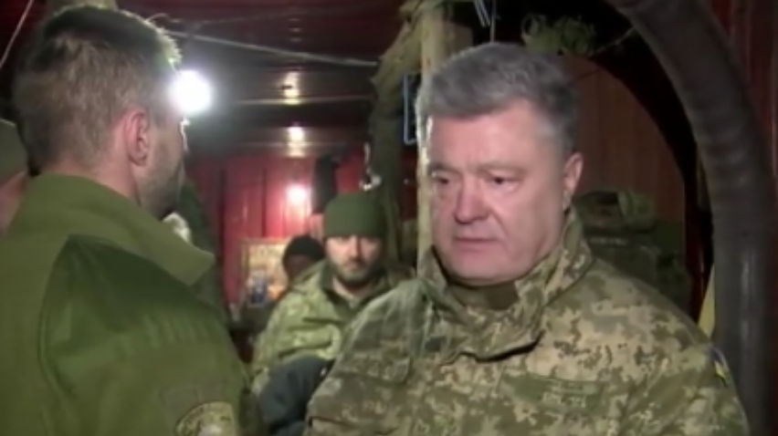 Петро Порошенко закликав правоохоронців розслідувати звинувачення у розкраданнях в оборонному комплексі