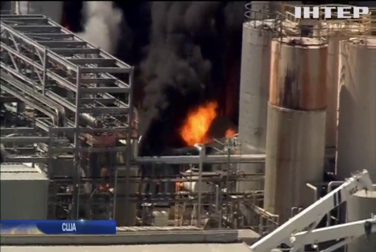 Пожежа у Техасі: горить хімічний завод
