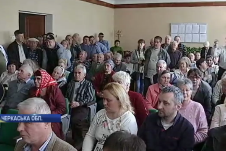 На Черкащині протестують проти "оптимізації" лікарні