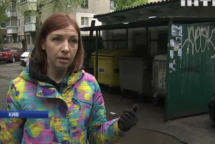 Заробити на смітті: як у Києві працюють сортувальні станції