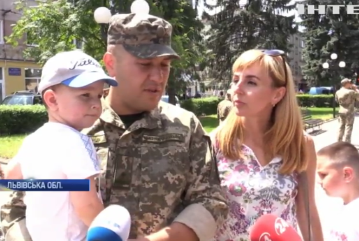 Львівщина зустріла українських миротворців із Косова