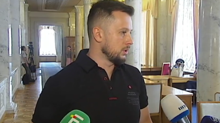 Сутички біля Конституційного суду: лідер Нацкорпуса вважає звинувачення у провокаціях безпідставними