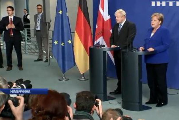 Берлін і Лондон не бачать підстав для повернення Росії до євроспільноти