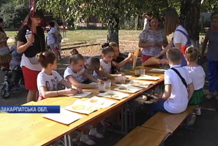 Школа Ужгорода зустріла день знань сімейним пікніком