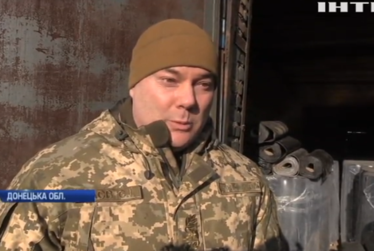 Війна на Донбасі: до лікарні у Красногорівці привезли будівельні матеріали