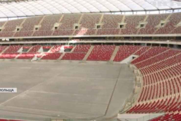 У Польщі стадіон перетворять на шпиталь для хворих на COVID-19