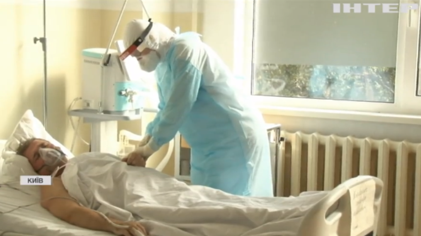 Коронавірус наступає: в Україні обговорюють створення польових шпиталів