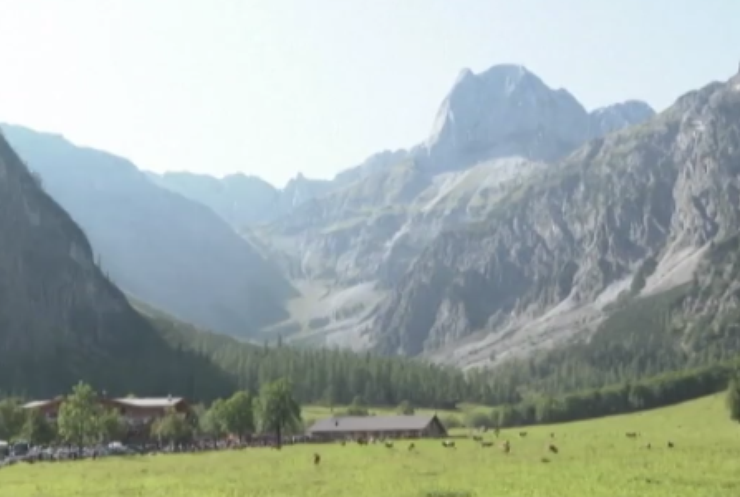 Глобальне потепління нищить легендарні пасовищах у Альпах