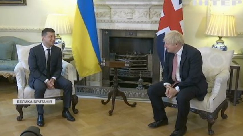 У Британії Володимир Зеленський підписав важливі угоди