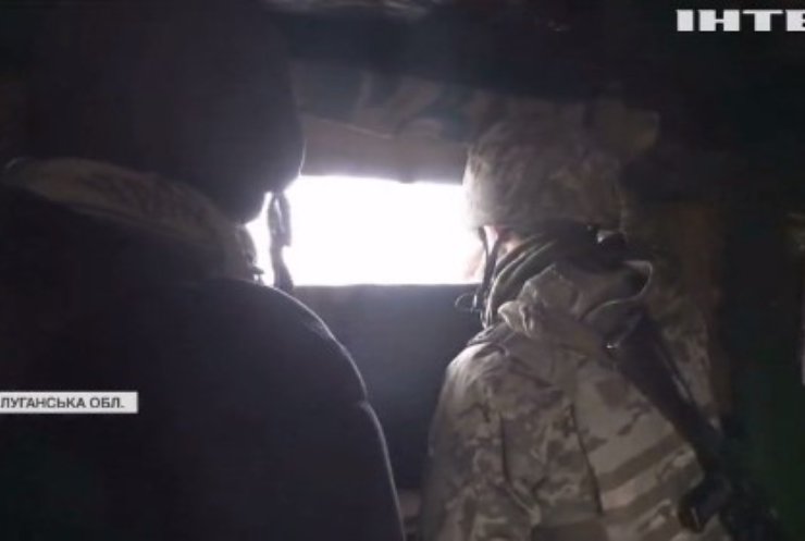 Війна на Донбасі: як наші захисники родичаються на фронті?