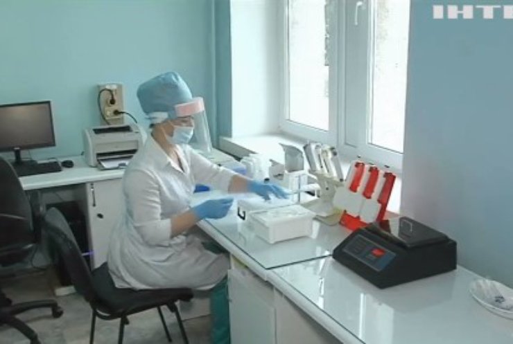 COVID-19 в Україні: у МОЗі визначили, кого вакцинуватимуть державним коштом