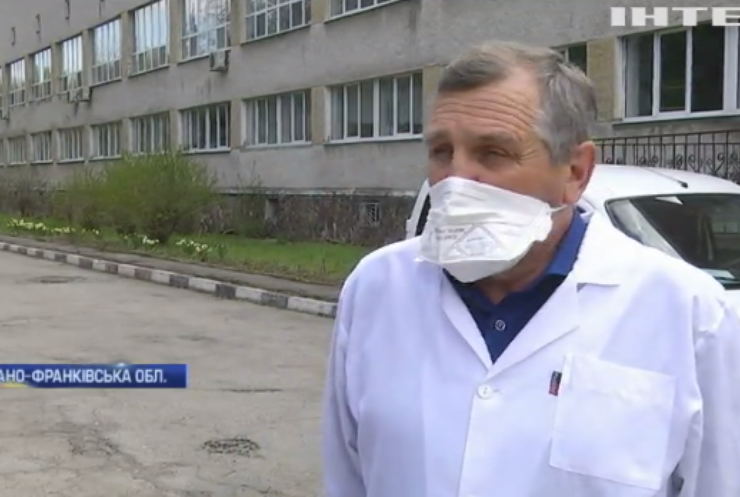Медиків України залишили без надбавок: як виправдовується влада? 