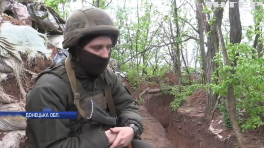 На Світлодарській дузі тривають перестрілки