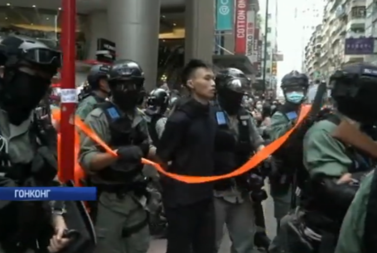 США хочуть покарати Китай за закон про безпеку Гонконга