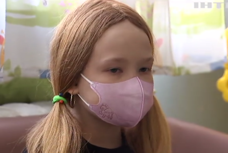 Дев'ятирічна Вікторія потребує трансплантації кісткового мозку