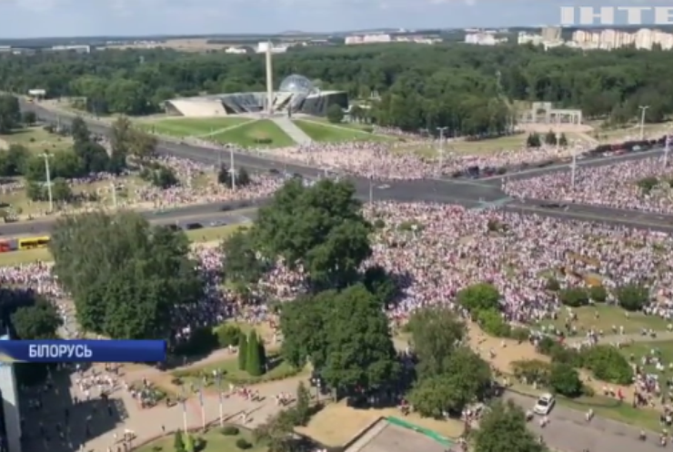 У Мінську відбувся найбільший в історії країни мітинг: всі подробиці