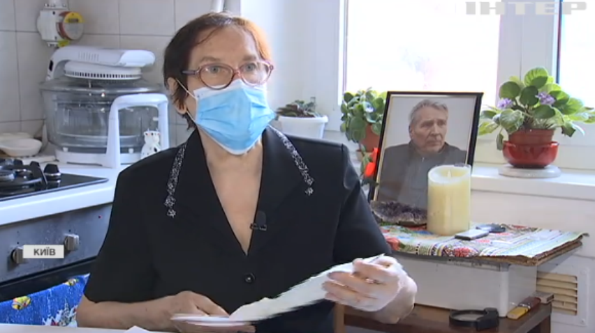 Скандал у Києві: аферисти намагаються відібрати квартиру у жінки видатного інженера