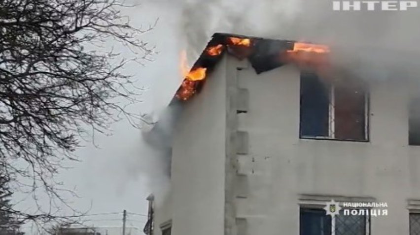 У Харкові затримали чотирьох осіб через пожежу у будинку для літніх людей