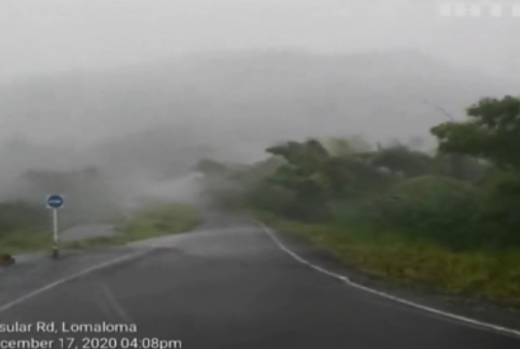 Фіджі потерпає від потужного тропічного циклону
