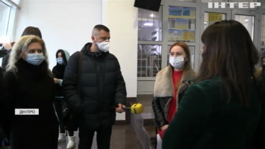 У Дніпрі жінку надурили на сурогатному материнстві