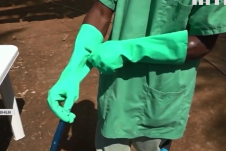 У Гвінеї оголосили про початок епідемії Еболи