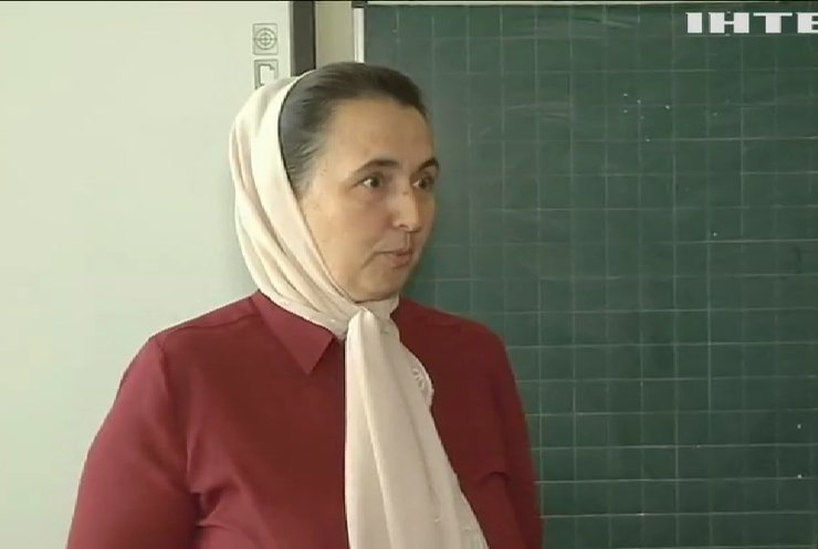 На Рівненщини вчителька оскаржила штраф за відмову носити захисну маску у школі