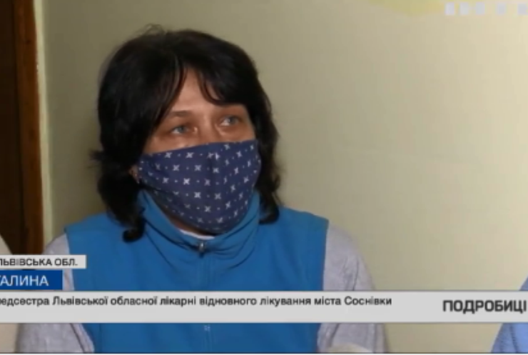 Голодний бунт: на Львівщині медики сидять без роботи