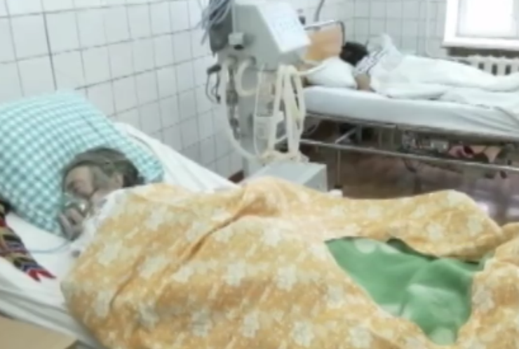 Україна у полоні коронавірусу: за добу померли 140 хворих