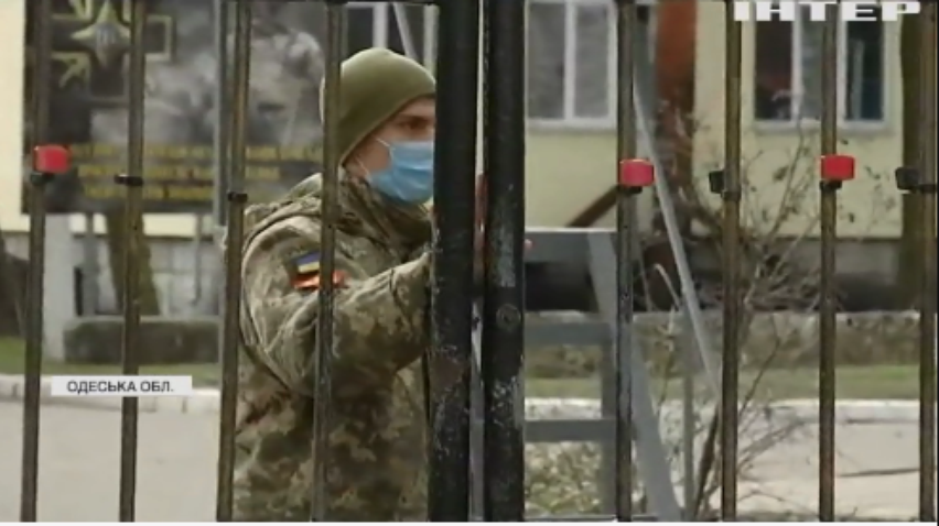 Під Одесою померла вакцинована військова: чи пов'язано це з щепленням?
