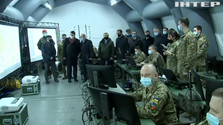 В Україні презентували автоматизовану систему управління військами "Дзвін"